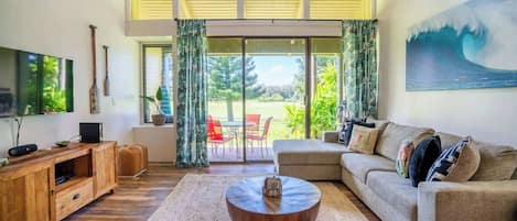 Smart TV, fireplace, stereo, offices