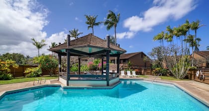 Immaculate maintained Turtle Bay Condo -AC IN THE ENTIRE property.