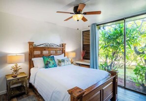 3 bedrooms, desk, iron/ironing board, free WiFi - Immaculate Maintained TBay Condo (Kahuku)