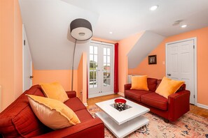 Smart TV - Cozy Chambourcin Cottage at Willow Creek Winery (West Cape May)