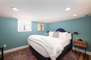 2 chambres, fer et planche à repasser, Wi-Fi gratuit, draps fournis