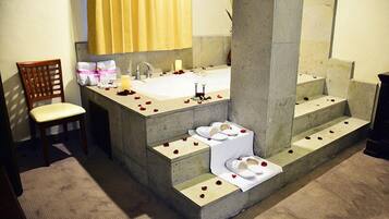 Master Suite | Baignoire Ă  jets