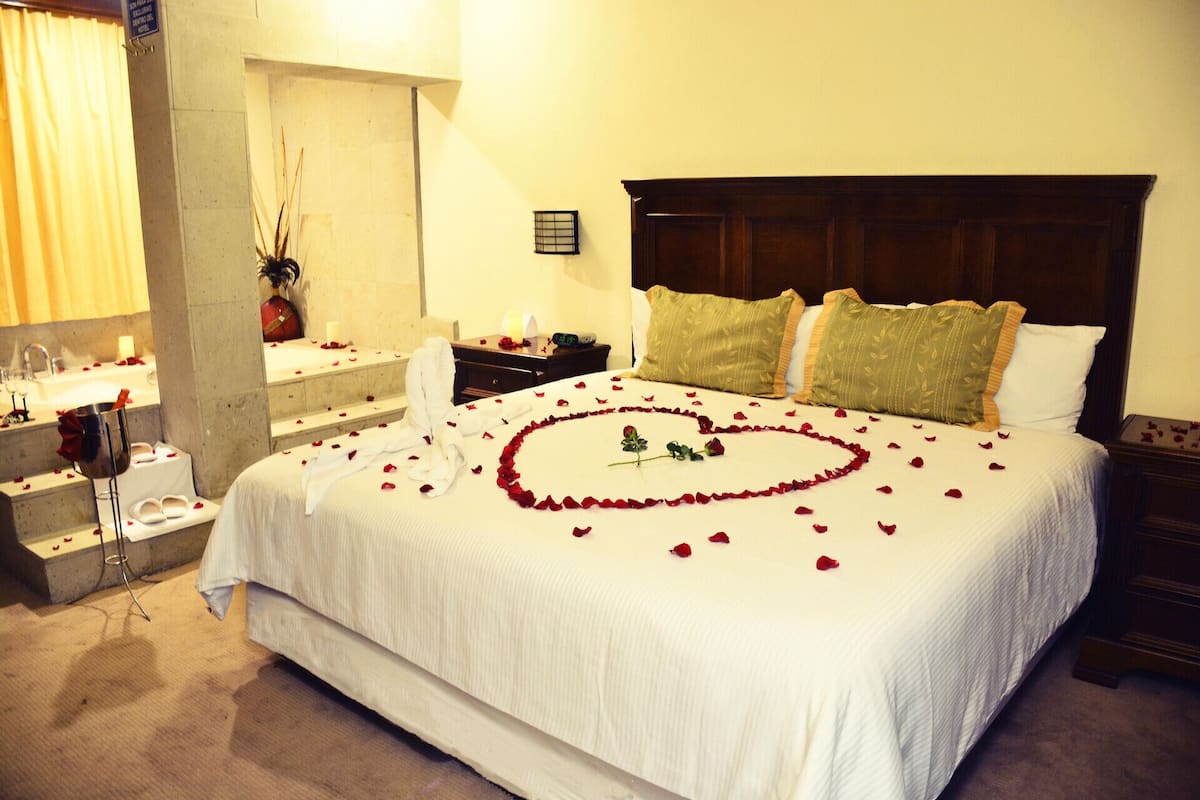 1 bedroom, minibar, in-room safe, individually decorated