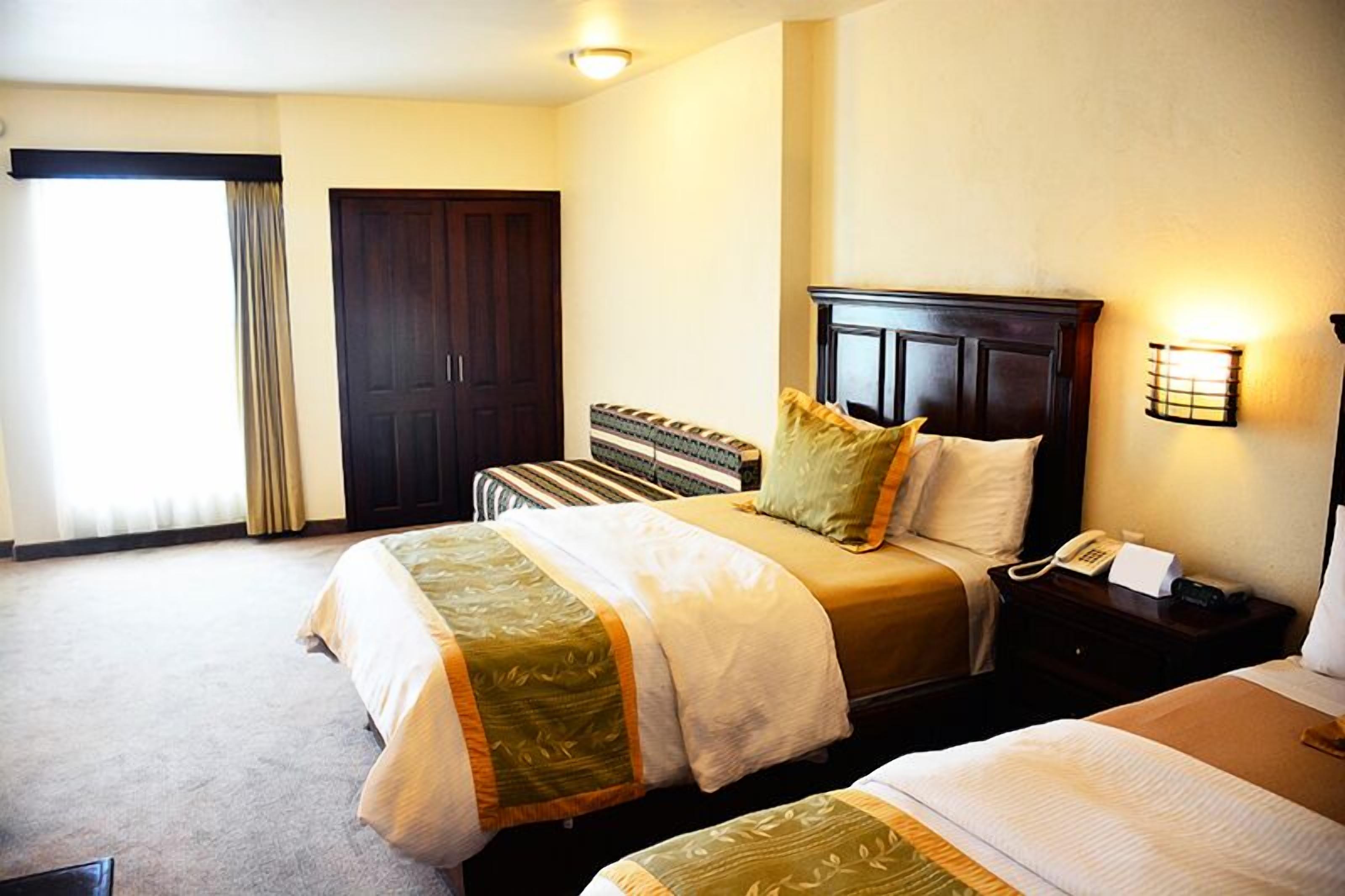 junior suite, 2 double beds | minibar, in-room safe, individually decorated, individually furnished