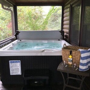 Bain à remous intérieur