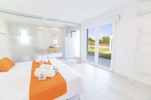 3 chambres, fer et planche à repasser, Wi-Fi gratuit, draps fournis