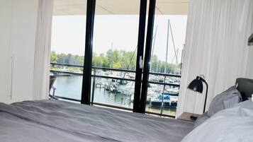 2 slaapkamers, een strijkplank/strijkijzer, gratis wifi, beddengoed