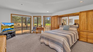 House, Multiple Beds, Mountain View (White Elm - Unit 15) | 4 bedrooms, desk, bed sheets - White Elm Lane 15 (Bend)