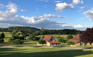 Property grounds - Les SOURCES Premium VIP terrace, SPA - Swimming pool, fishing pond, playground... (HAUTEFORT)