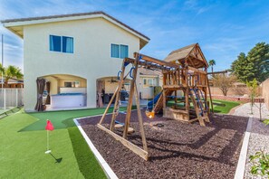 Children’s area - Luxury Estate Near The Strip (Las Vegas)