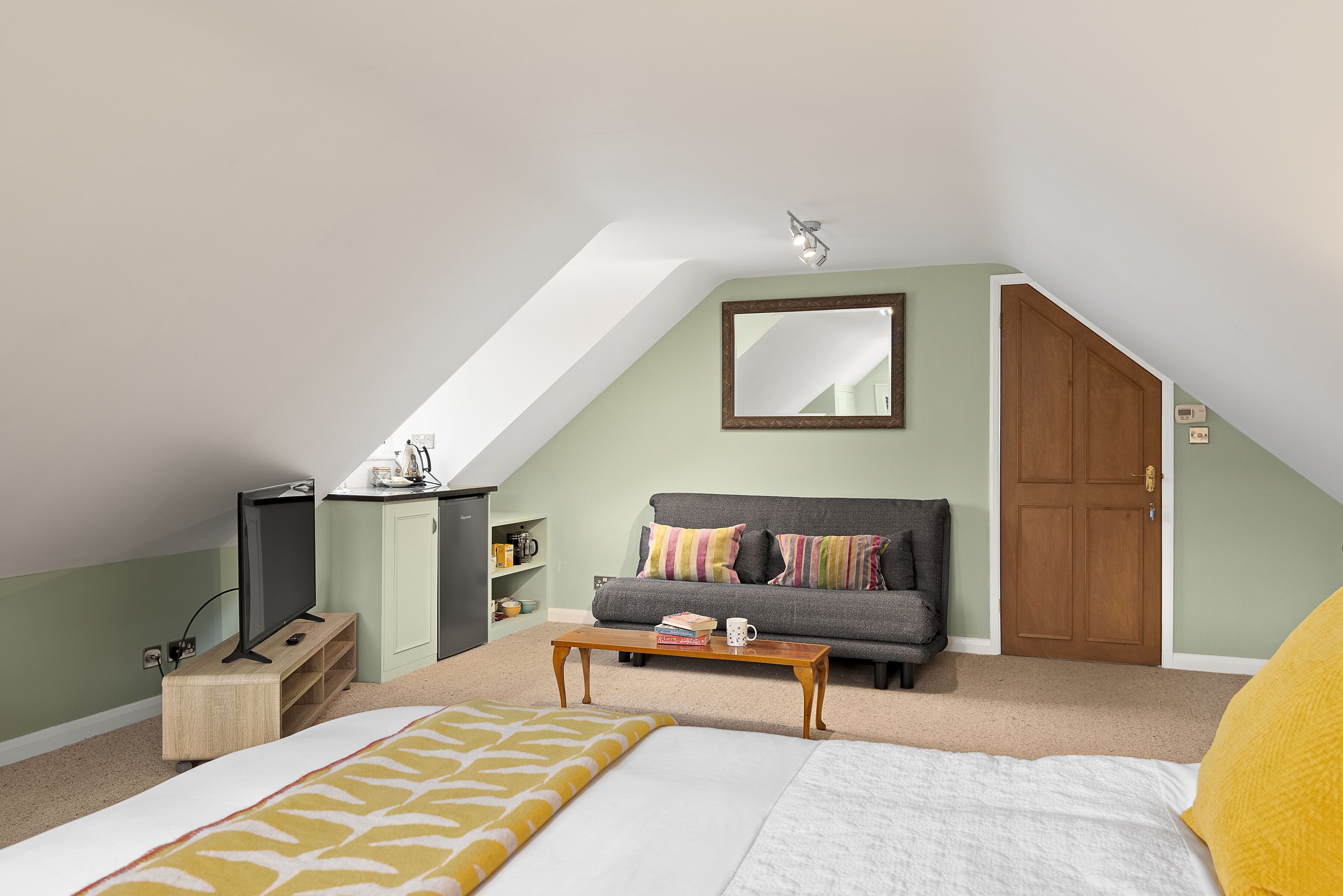 Svit Premium - privat badrum - utsikt mot trädgården | 2 sovrum