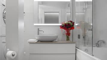 Apartamento Deluxe, baño privado, vistas a la montaña | Baño