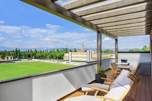Deluxe Apartment, Ensuite, Mountain View | Terrace/patio - Appartamento Vittoria (Verona)