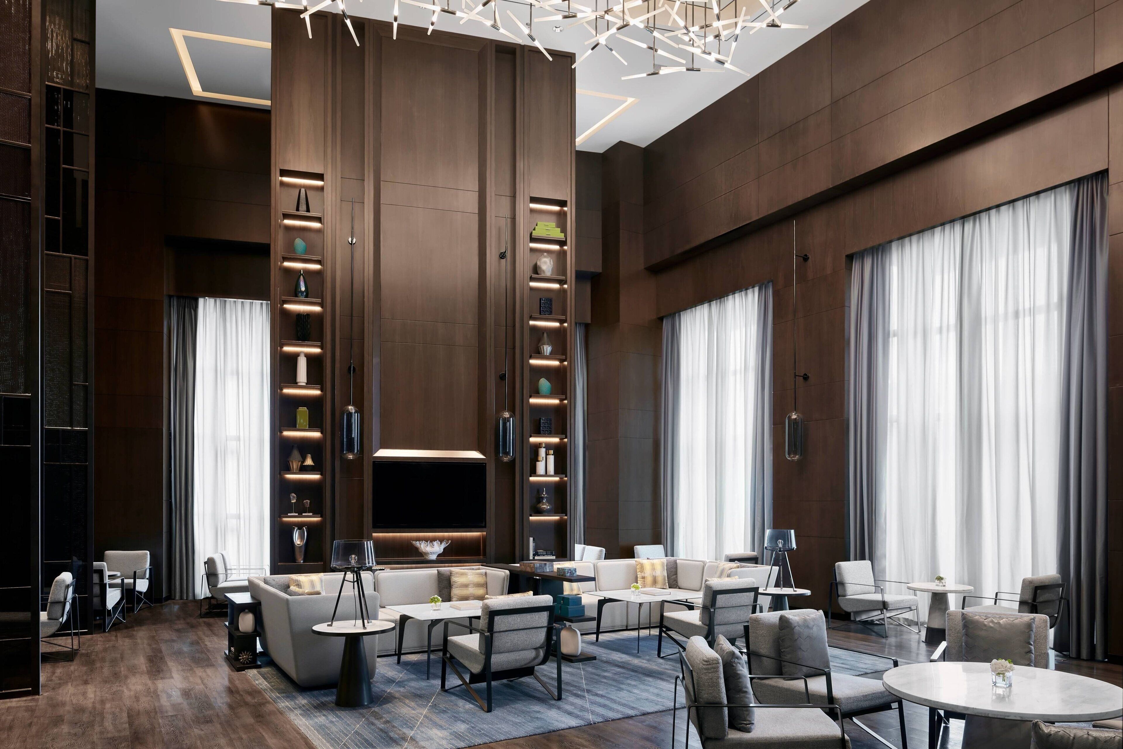 3 restaurantes, com serviço de café da manhã e almoço; culinária fusion