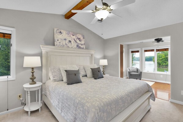 3 bedrooms, iron/ironing board, travel crib, free WiFi