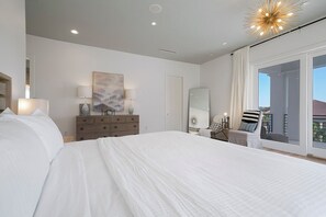 5 bedrooms, free WiFi, bed sheets