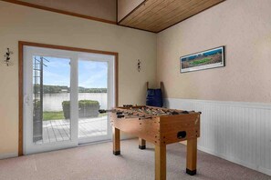 Spielezimmer