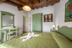 2 quartos, Wi-Fi de cortesia, roupa de cama