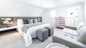 5 habitaciones, tabla de planchar con plancha, wifi y ropa de cama 