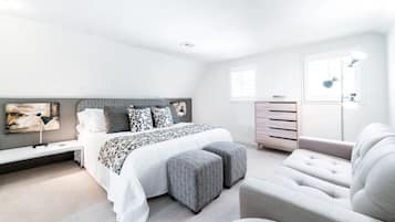 5 slaapkamers, een strijkplank/strijkijzer, wifi, beddengoed