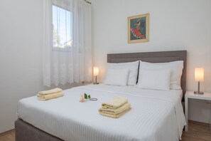 2 Schlafzimmer, Bügeleisen/Bügelbrett, WLAN, Bettwäsche