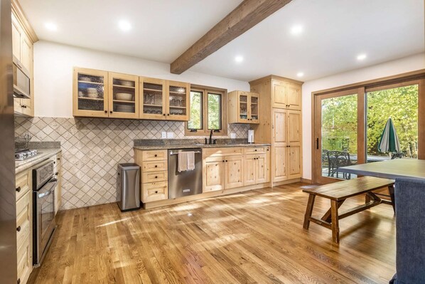 Niet-geclassificeerde afbeelding, 1 van 36, knop