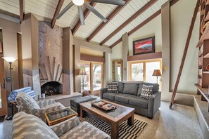 TV, fireplace, DVD player