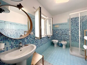 Bathroom - Palermo Blu   Palazzo Massimo   Bellini (Palermo)