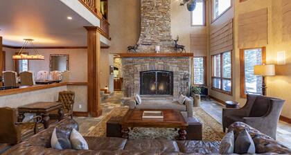 GOLD HILL- Spacious, Luxurious Mountain Village Home