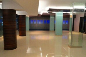 Banquet hall - Hotel Bharat Palace (Neemuch)