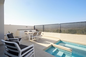 Beheizter Pool