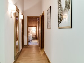 3 bedrooms, free WiFi, bed sheets