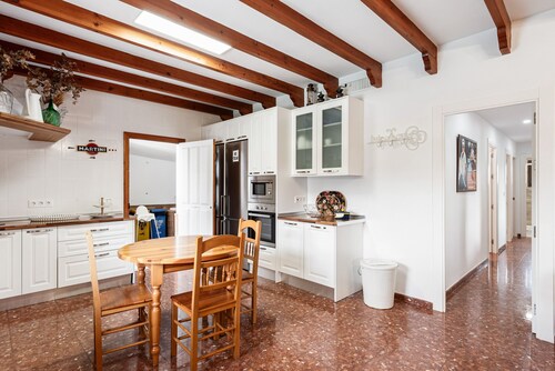 Rural Holiday Home 'Finca Llano de Fe' with Wi-Fi, Garden and Terrace