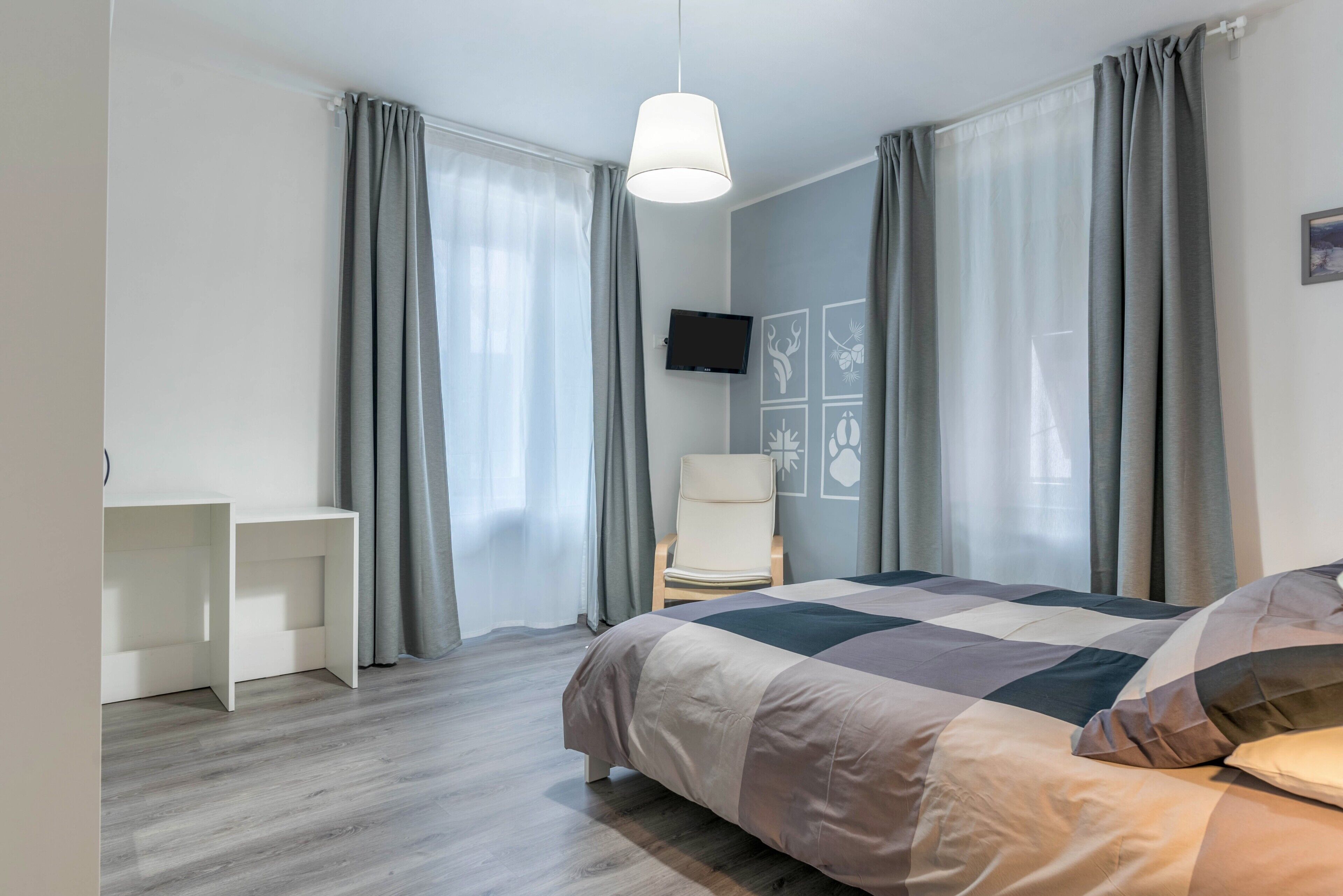 2 chambres, fer et planche à repasser, Wi-Fi gratuit, draps fournis
