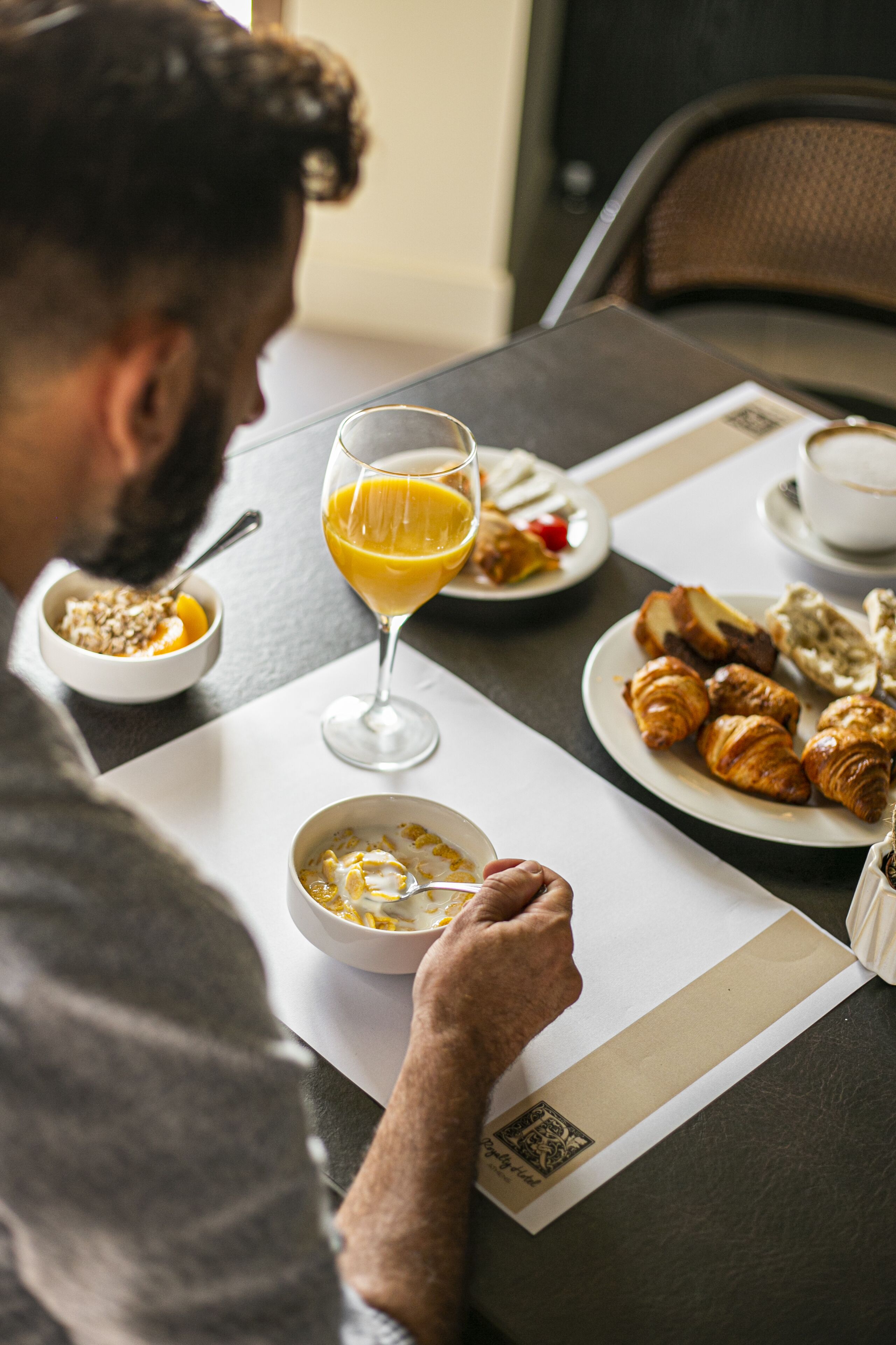 daily buffet breakfast (eur 15 per person)