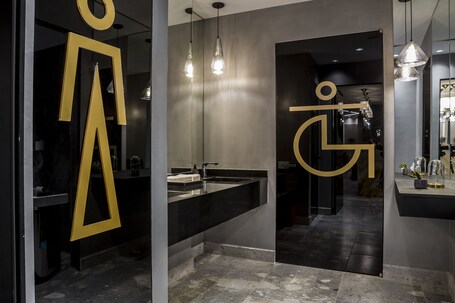 Royalty Hotel Athens - Image 14