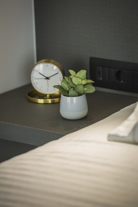 Royalty Hotel Athens - Image 23