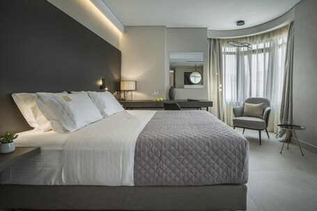 Royalty Hotel Athens - Image 27