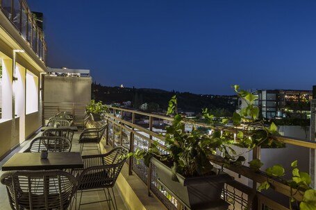 Royalty Hotel Athens - Image 30
