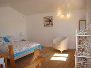 1 chambre, Wi-Fi gratuit, draps fournis