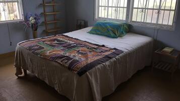 3 Schlafzimmer, Schreibtisch, Bügeleisen/Bügelbrett, kostenloses WLAN