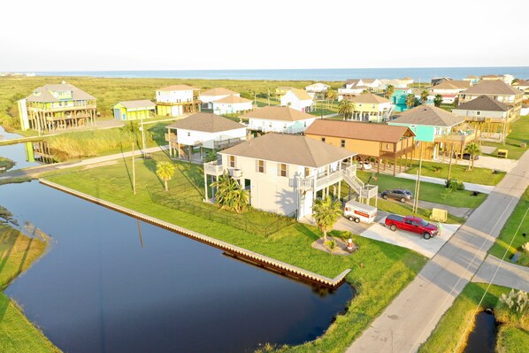 المنشأة من الخارج