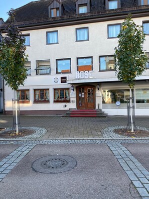 Front of property - Hotel Goldene Rose (Ebersbach an der Fils)