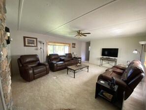 Smart TV, DVD player, books