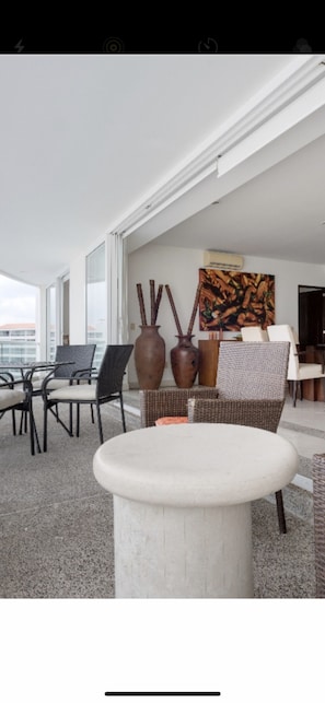 Interior - Departamento DE LUJO en Hotel Dreams Villamagna FRENTE AL MAR y Piscinas,Terraz (Nuevo Vallarta)