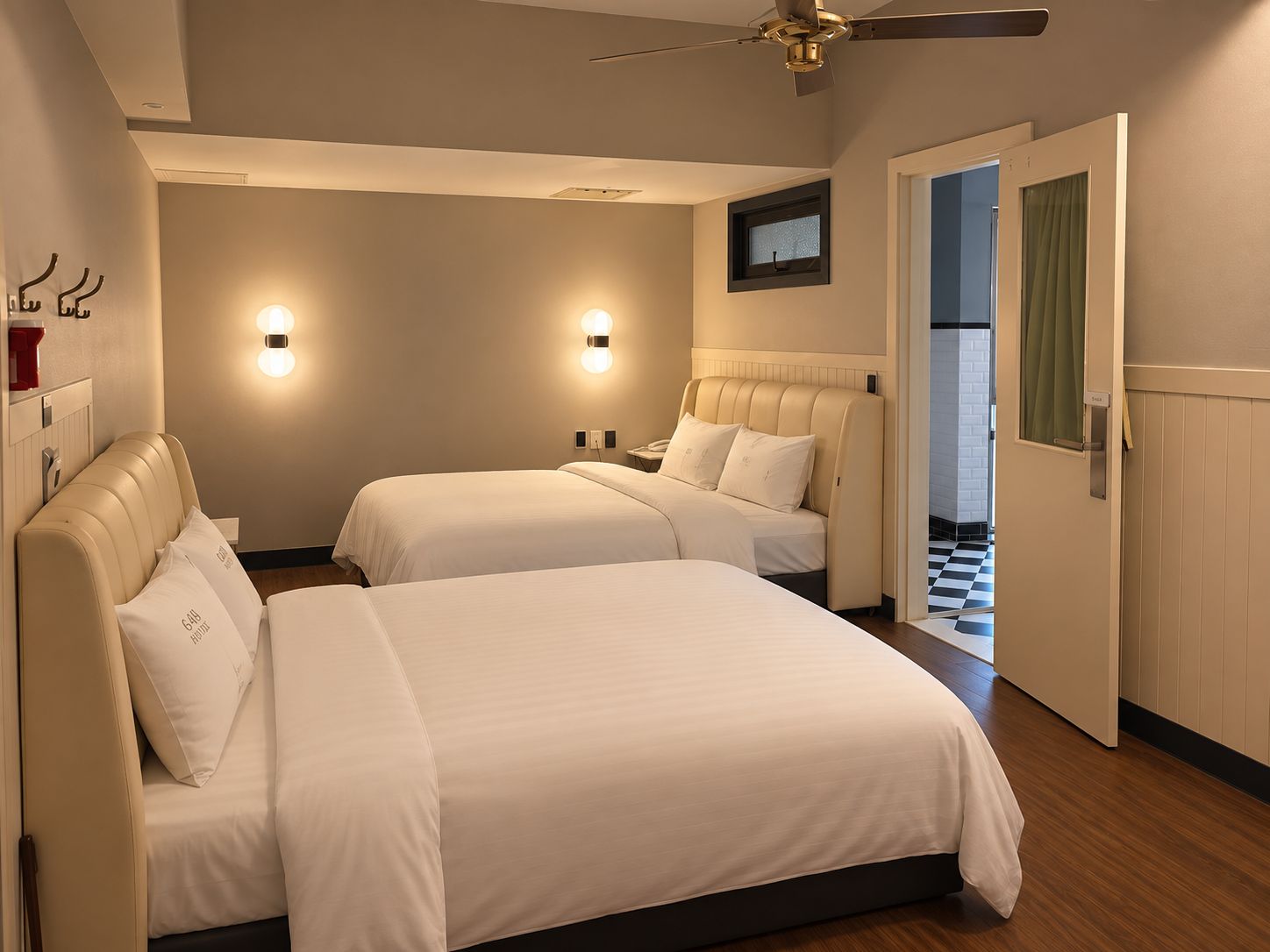 Double Double Deluxe (2Pax,2QueenBeds or 1KingBed,RandomlyAssigned,NoBathtub, AdultsOnly, NoSmoking) | 高級寢具、羽絨被、書桌、手提電腦工作空間