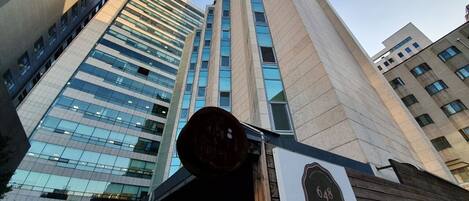 Facciata della struttura