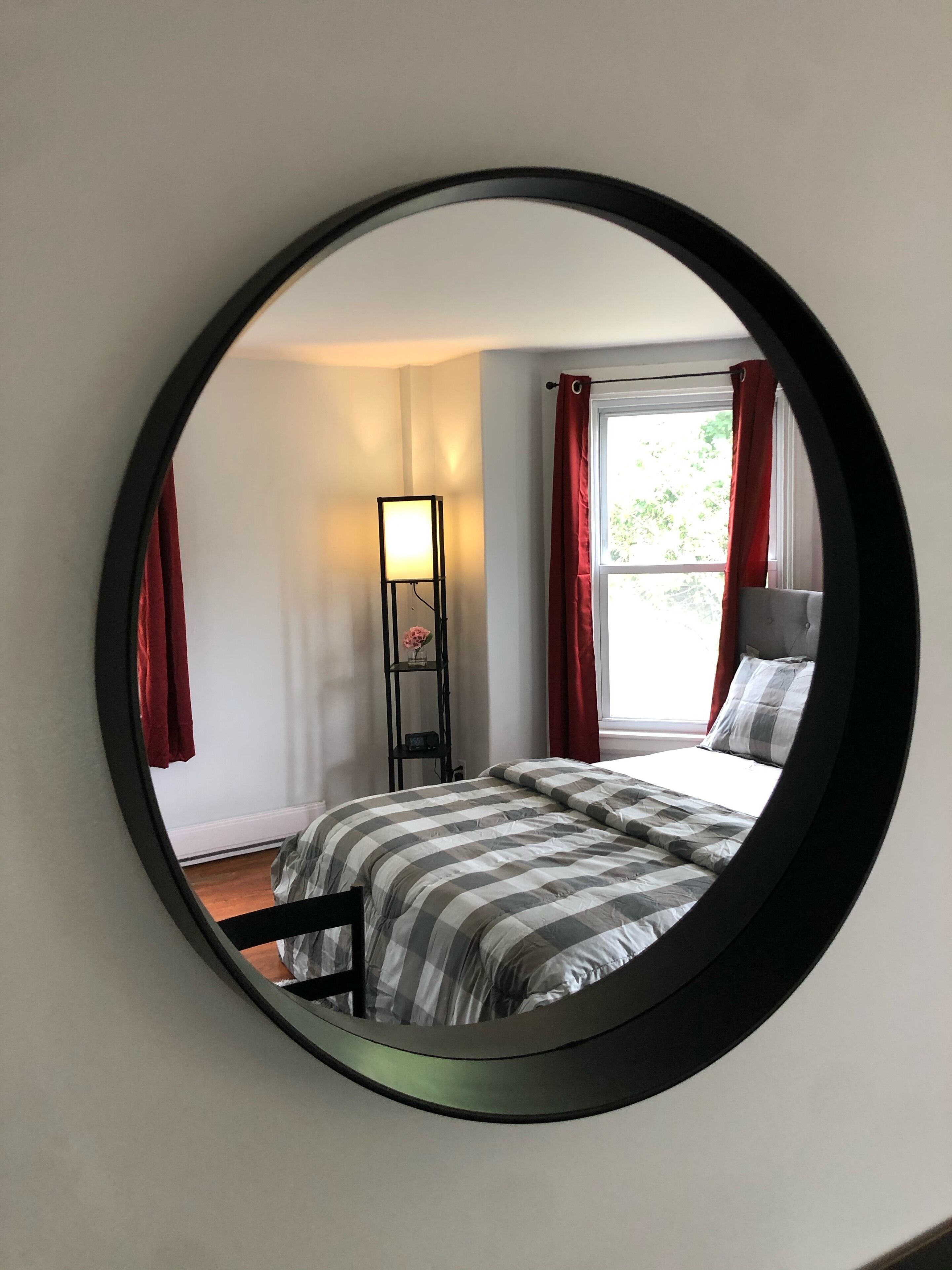 2 slaapkamers, een strijkplank/strijkijzer, wifi, beddengoed