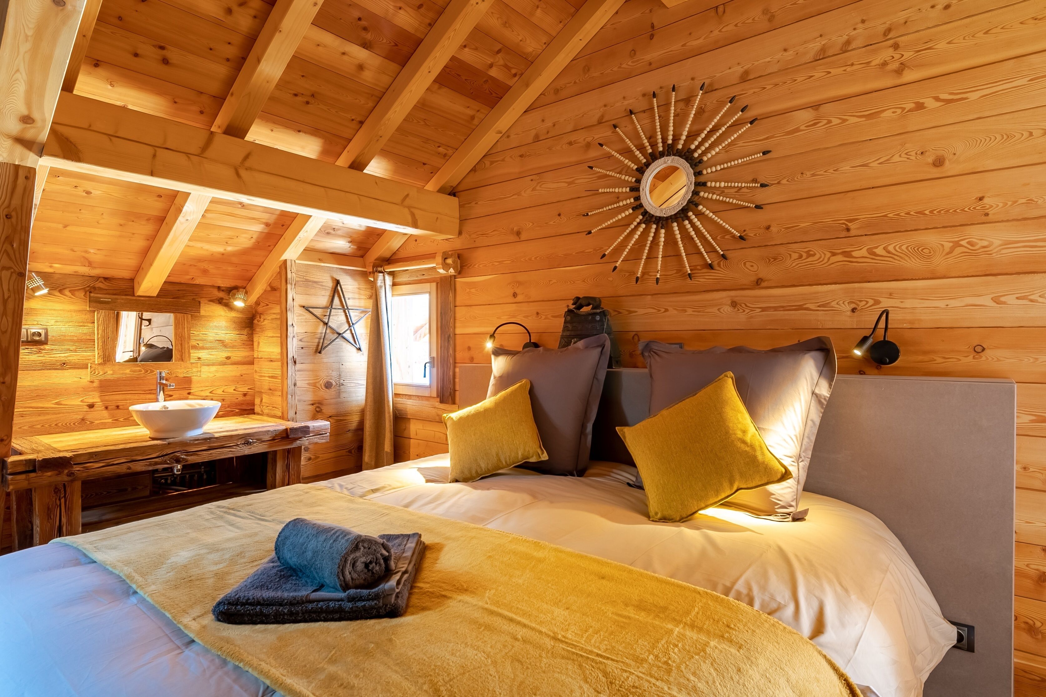 7 slaapkamers, een strijkplank/strijkijzer, wifi, beddengoed