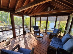 Téléviseur connecté, livres